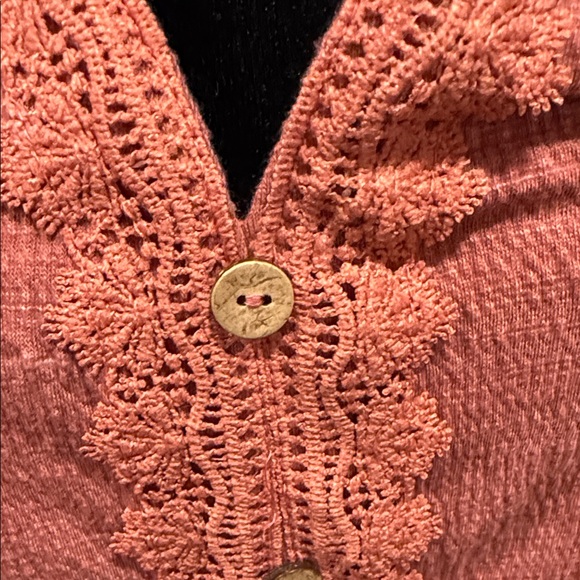 Elegant Sleeveless Button-Front Blouse - Coral - Picture 3 of 6